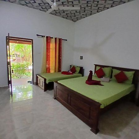Hotel Tree Garden Wilpaththu Nochchiyagma Anuradhapura Nochchiyagama Exterior foto