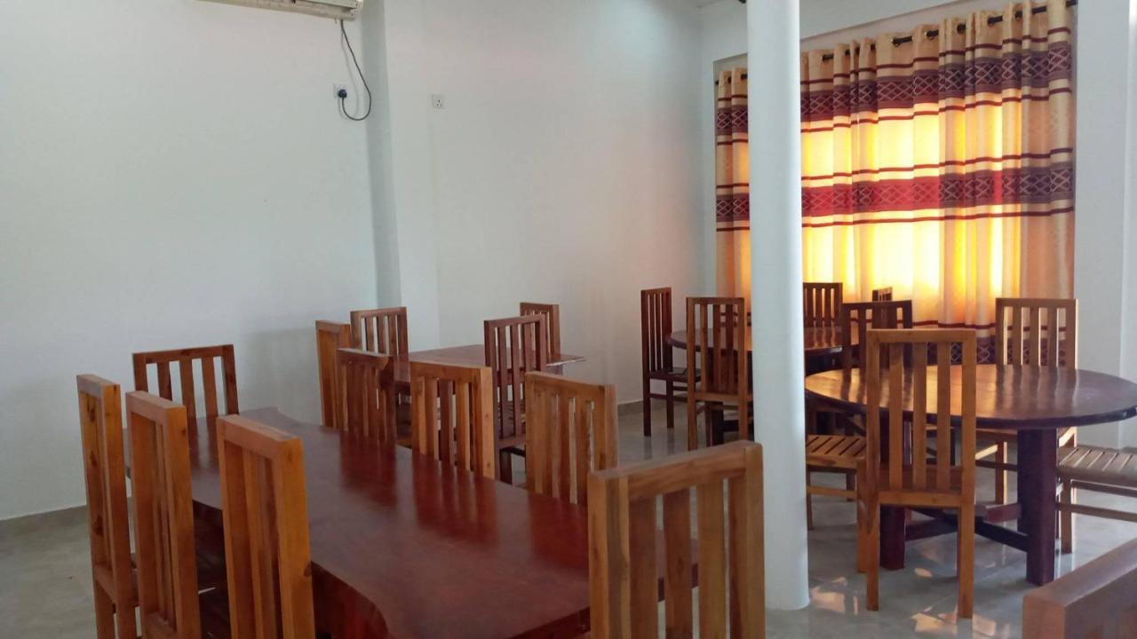 Hotel Tree Garden Wilpaththu Nochchiyagma Anuradhapura Nochchiyagama Exterior foto