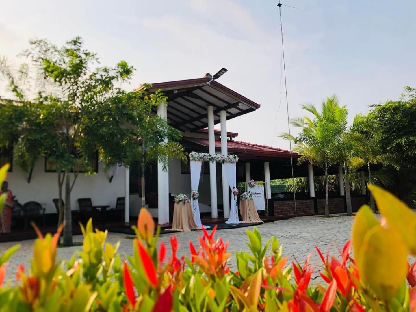 Hotel Tree Garden Wilpaththu Nochchiyagma Anuradhapura Nochchiyagama Exterior foto